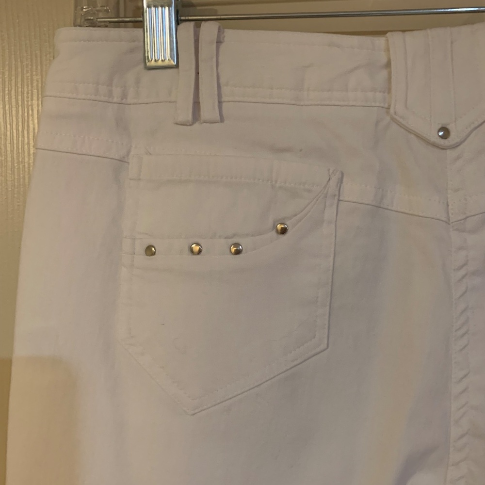 Jamie Sadock White Golf 22 inch Capri Shorts sz 6 - Picture 5 of 7